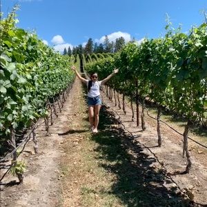 Meet your Posher, Catalina